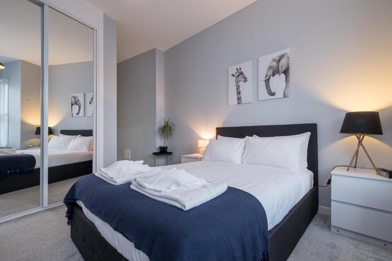 Modern With Sea Views, Steps From & The Royal Pavilion Appartement *