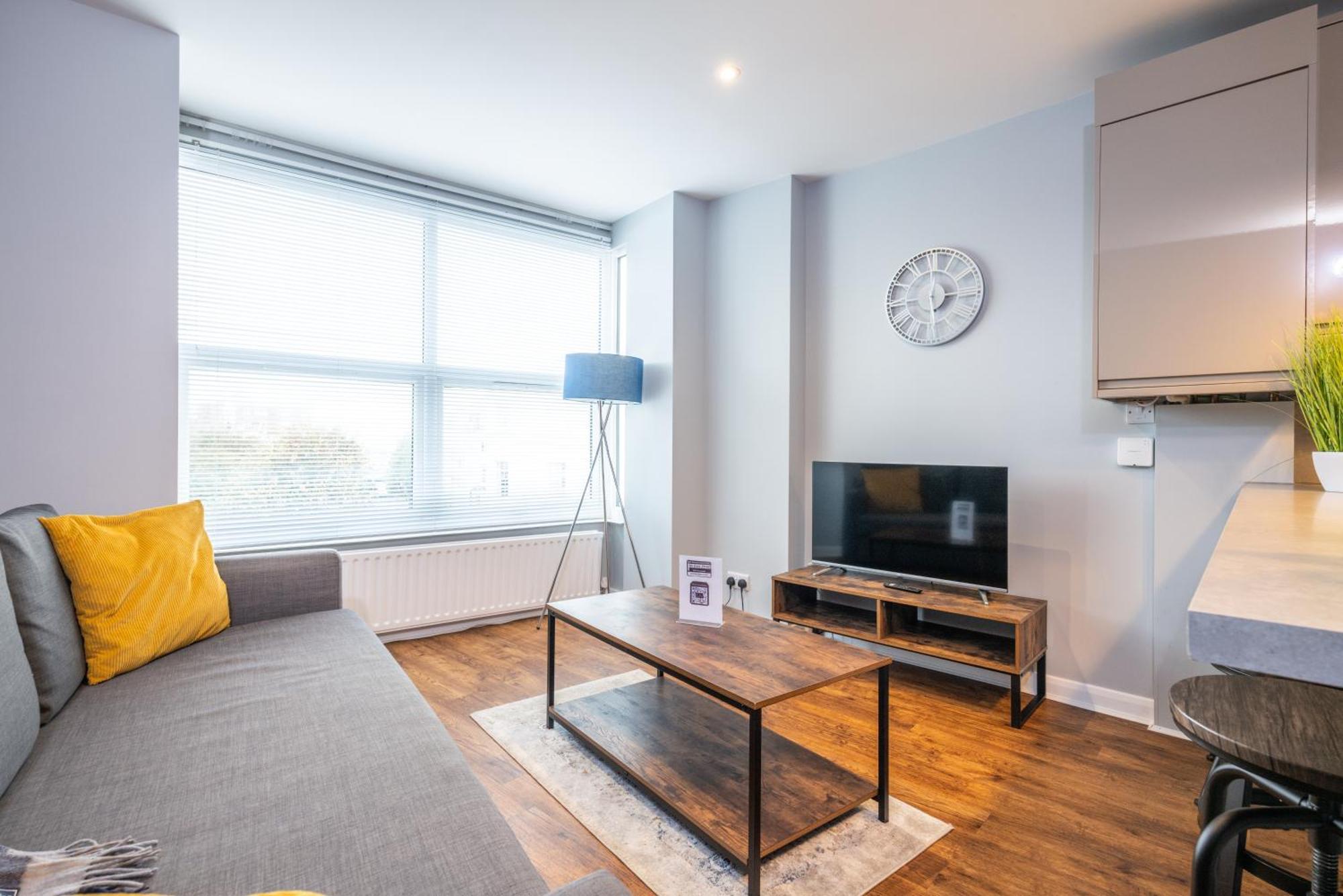 Modern With Sea Views, Steps From & The Royal Pavilion Appartement *